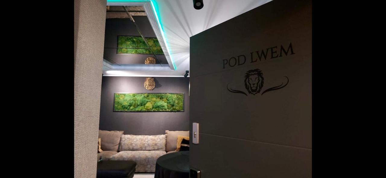 Ferienwohnung Pod Lwem Kościerzyna Exterior foto